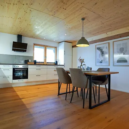 Cozer Living - Stilvolles Maisonette In Apartamento Messstetten